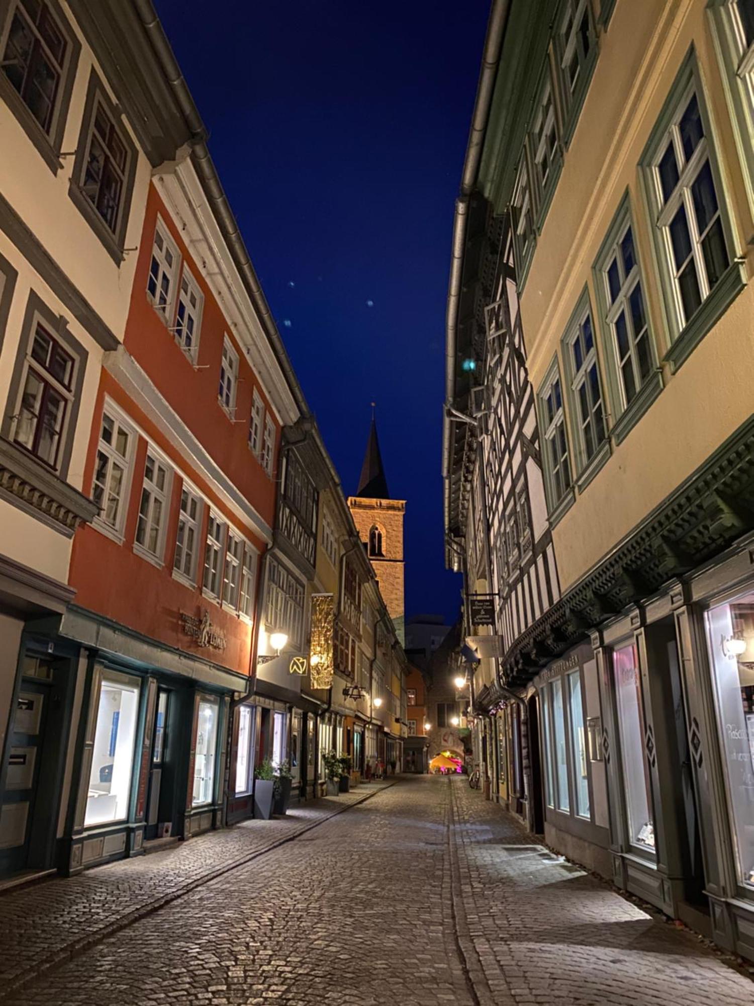 Ferienwohnung Augenblick - Stylisches Apartment In Der Besten Altstadtlage Von Erfurt Eksteriør billede